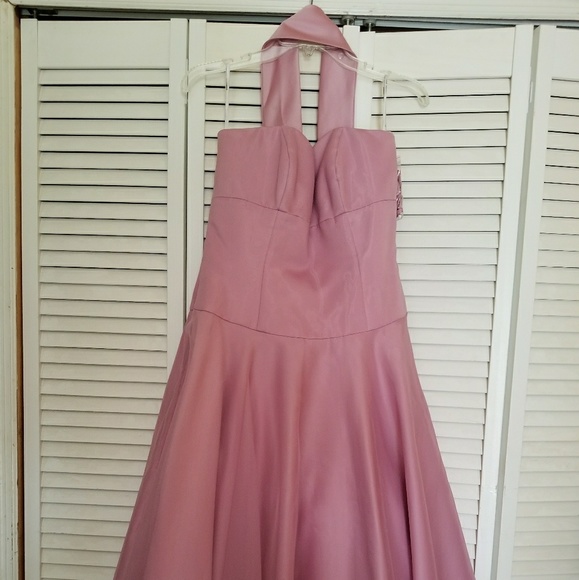 Private Collection gown - Picture 1 of 4